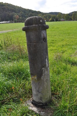Quatre bornes (Drève des marronniers)