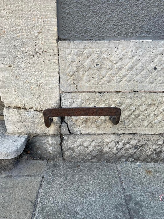 Décrottoir - Rue de France, 29 Rochefort