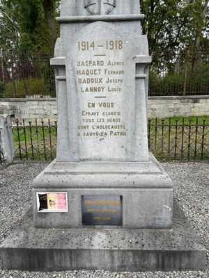 Monument aux morts 1914-1918 - Eprave*