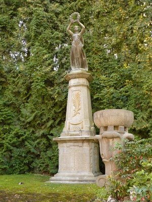 Monument aux morts de la 1° Guerre Mondiale à Jemelle