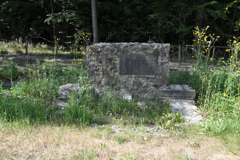 Monument aux morts (route de Ciney)