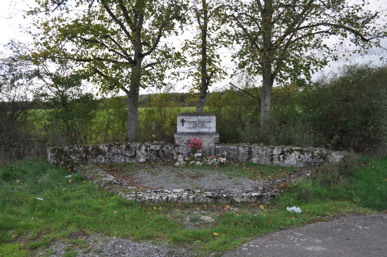 Monument en mémoire des résistants (Chemin des pèlerins)