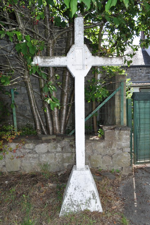 Croix (Rue des Marronniers)
