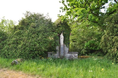 Calvaire, Rue de Bure
