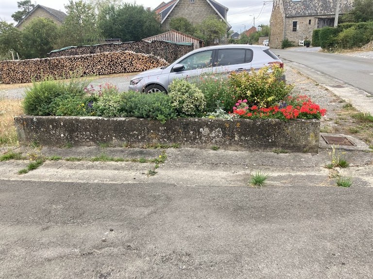 Ancien bac à eau