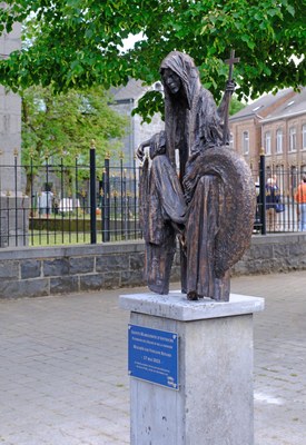 Statue de sainte Marguerite